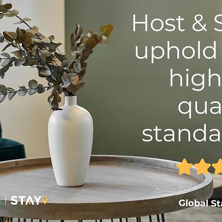 Host & Stay - Hall Garth Пикъринг Екстериор снимка