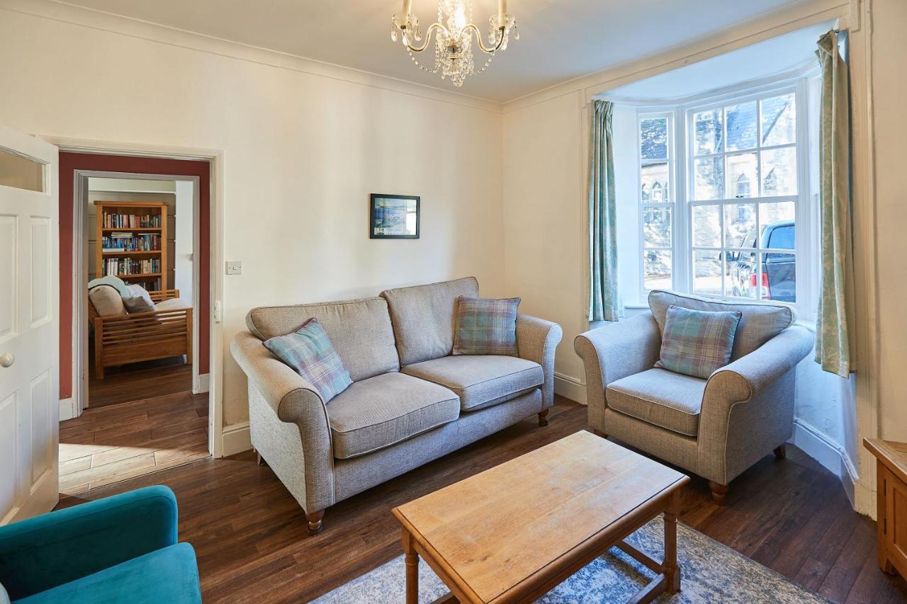 Host & Stay - Hall Garth Пикъринг Екстериор снимка