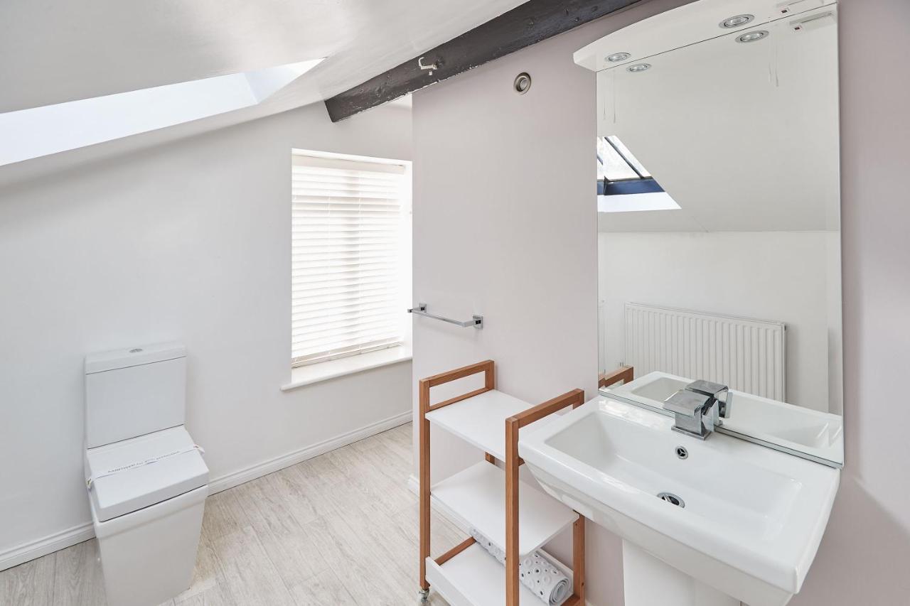 Host & Stay - Hall Garth Пикъринг Екстериор снимка